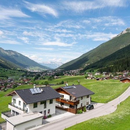 Lovely Apartment In Neustift Im Stubaital With Mountain View ภายนอก รูปภาพ