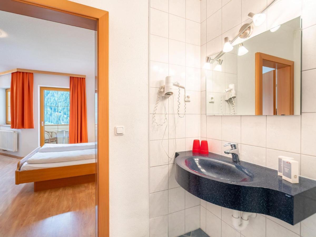 Lovely Apartment In Neustift Im Stubaital With Mountain View ภายนอก รูปภาพ