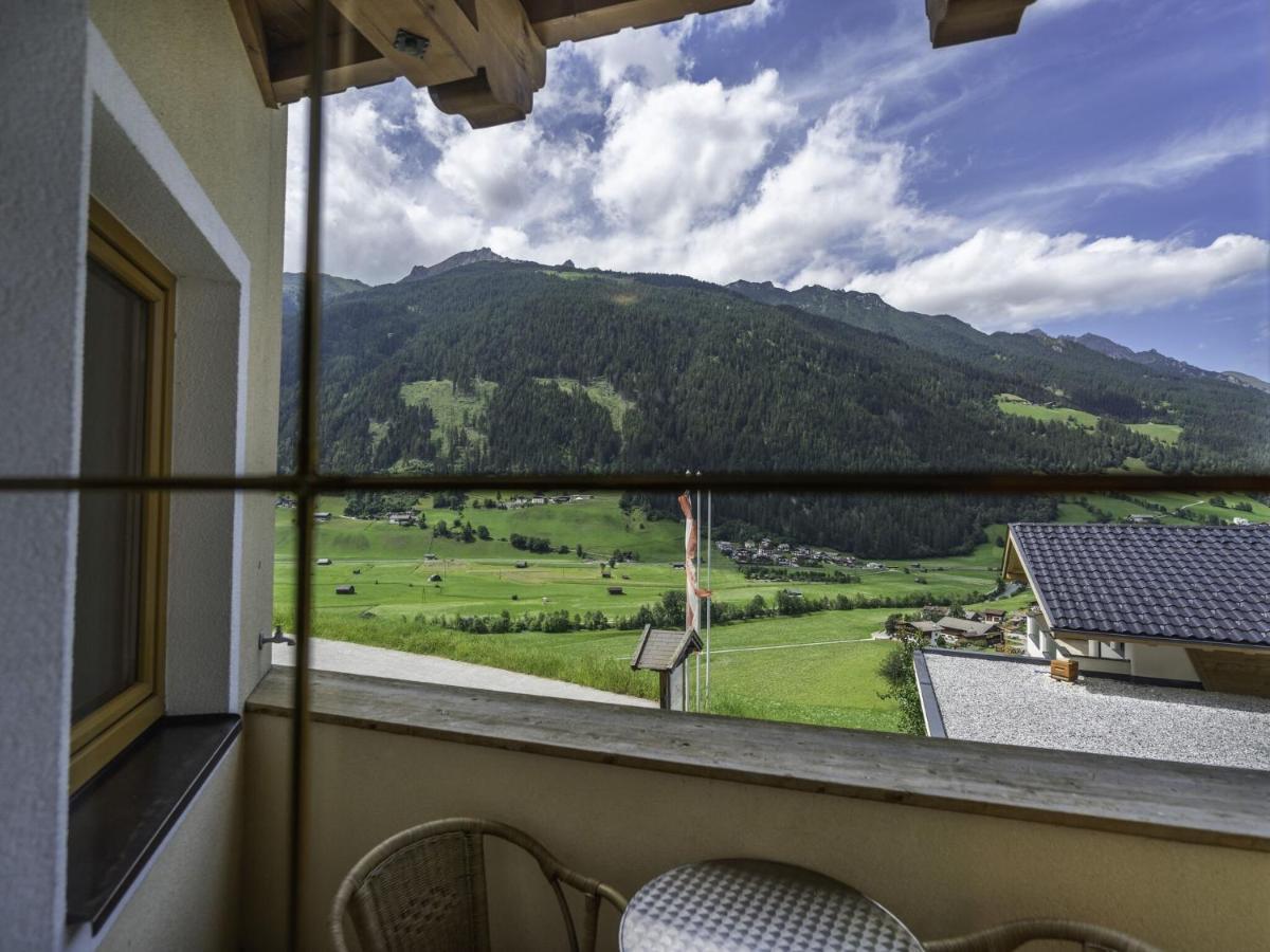 Lovely Apartment In Neustift Im Stubaital With Mountain View ภายนอก รูปภาพ