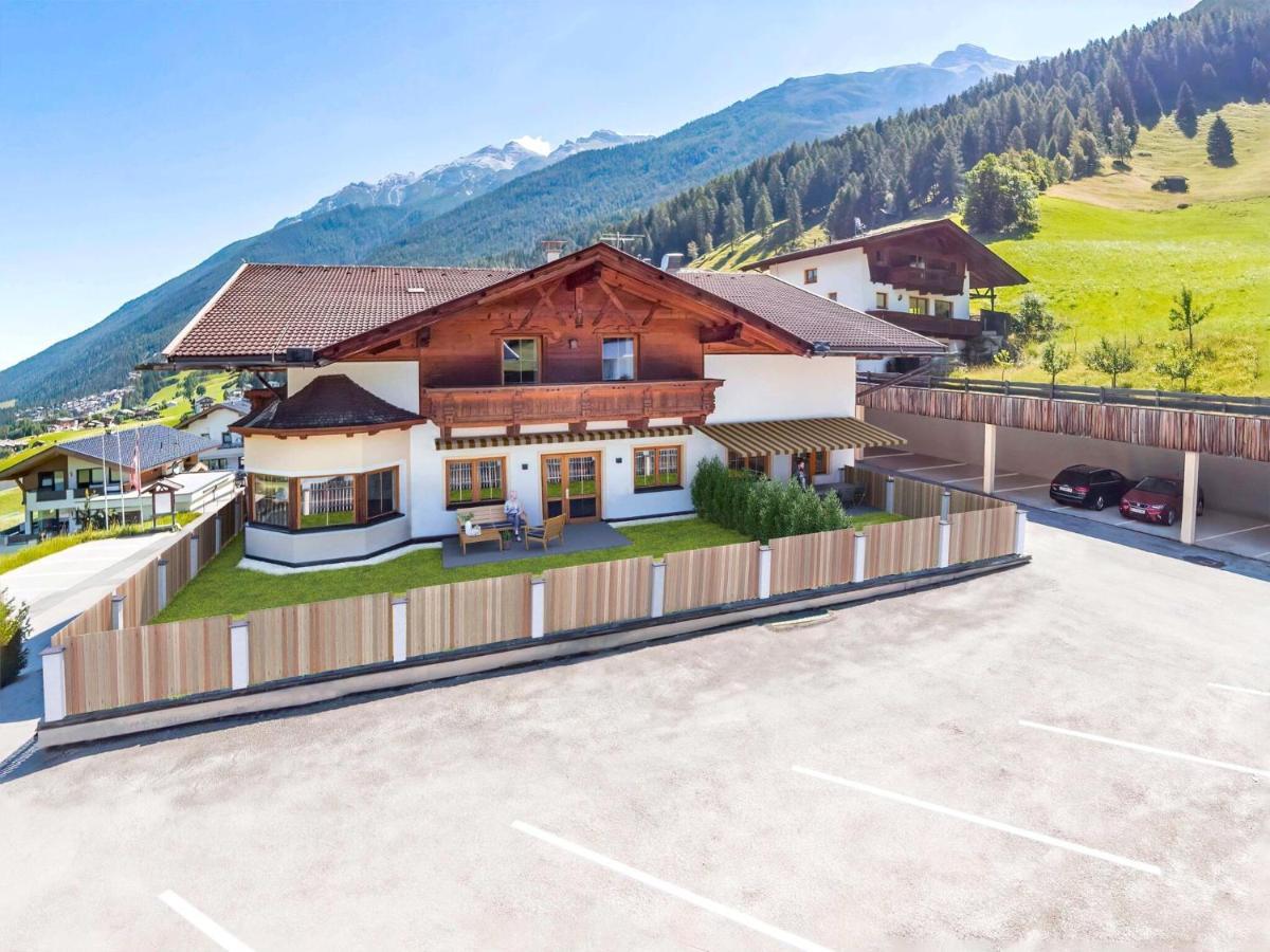 Lovely Apartment In Neustift Im Stubaital With Mountain View ภายนอก รูปภาพ